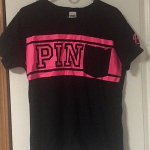 VS PINK tee